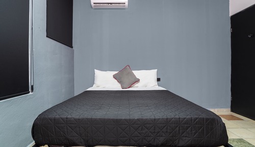Habitación superior, sin ventanas