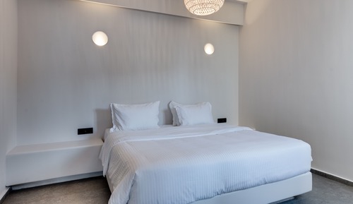 Suite Elite, vistas a la piscina