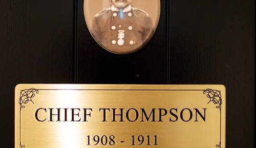 Estudio (Chief Thompson)
