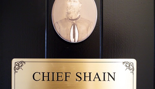 Estudio (Chief Shain)