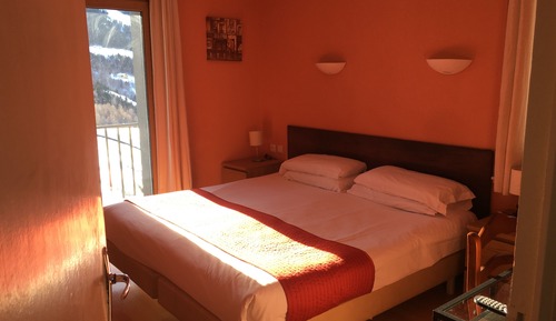 Suite Confort, no fumadores, vistas a la montaña