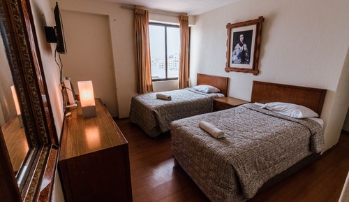 Habitación clásica con 2 camas individuales