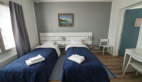 Habitación clásica con 1 cama doble o 2 individuales, 2 camas individuales, no fumadores