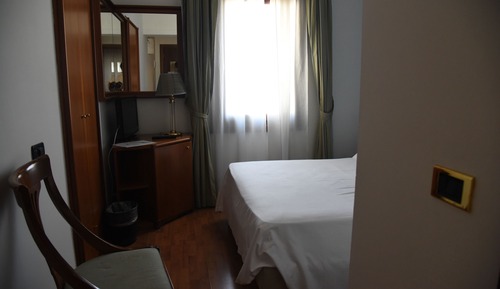 Habitación individual clásica