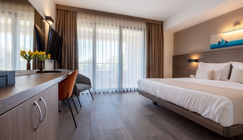 Superior Double Room with Balcony and Sea View (2+0)