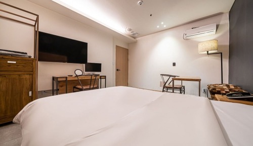 Room (Walkie Special - Special Room (No Par)