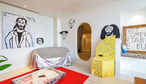 Art Is Apartment