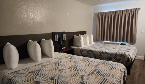 Habitación estándar, 2 camas de matrimonio, no fumadores