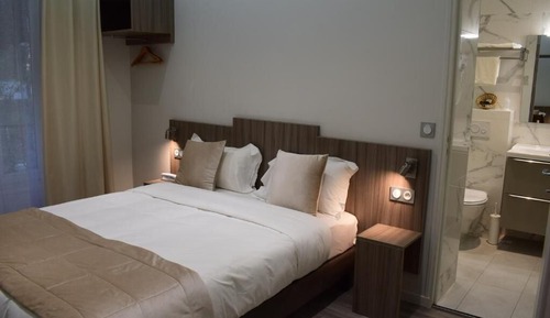 Habitación Deluxe doble, 1 cama de matrimonio, no fumadores, vistas a la ciudad