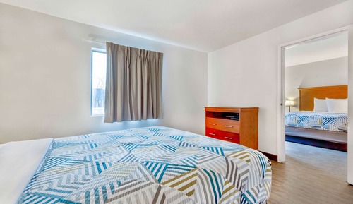 Habitación estándar, 1 cama de matrimonio grande, accesible para personas con discapacidad