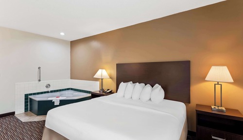 Suite, 1 cama de matrimonio grande, no fumadores, bañera de hidromasaje