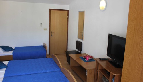 Habitación doble (Deluxe Room with Patio)