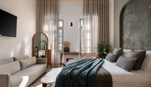 Habitación de luna de miel doble, bañera de hidromasaje, vistas a la ciudad