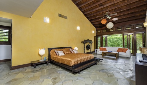 Villa Deluxe