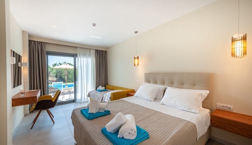 Habitación cuádruple Premium, piscina privada (Private Garden)