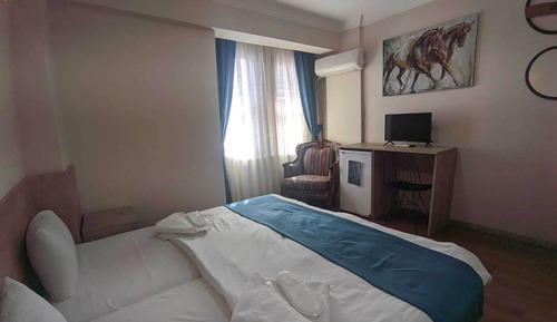 Habitación Confort con 1 cama doble o 2 individuales, accesible para personas con discapacidad