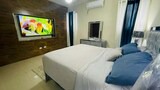 Condo, 3 Bedrooms, Smoking, Balcony