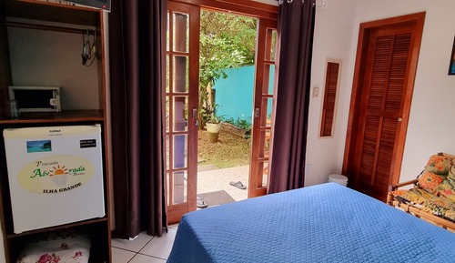 Habitación clásica doble, 1 cama doble, no fumadores, balcón