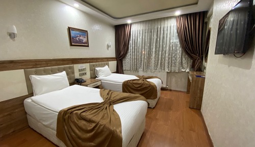 Standard Twin Room