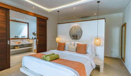 Villa de lujo, 3 habitaciones, piscina privada, vistas al jardín