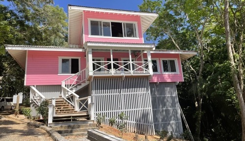 Villa Deluxe
