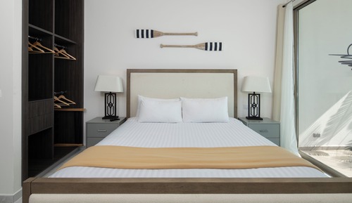 Apartamento ejecutivo, 3 habitaciones, vistas al mar