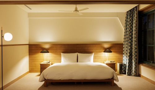 Suite junior, no fumadores (with Lounge Access former Nintendo HQ)