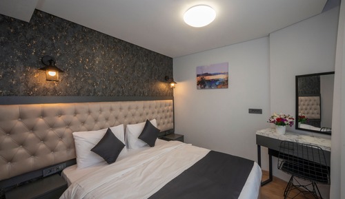 Suite estándar, 1 cama de matrimonio grande con sofá cama