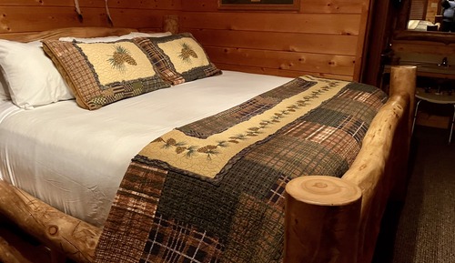 Cabaña Premier, 1 cama de matrimonio grande con sofá cama, patio, vistas al valle