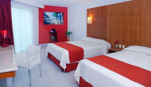 Habitación estándar doble, 2 camas dobles