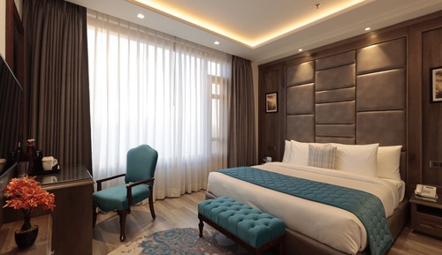 Habitación estándar, 1 cama de matrimonio grande, vistas a la montaña