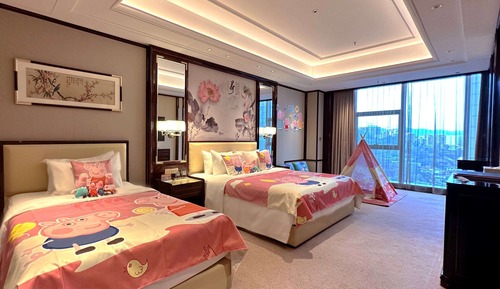 Habitación, 1 cama de matrimonio grande, no fumadores (1.35 Small Bed, Parent-Child Room)