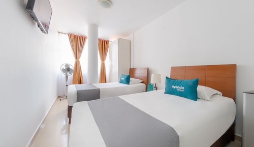 Habitación con 2 camas individuales