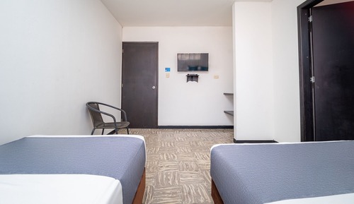 Economy Triple Room
