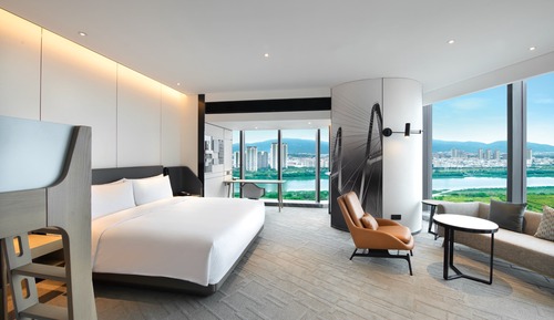 Suite junior, varias camas, vistas al río