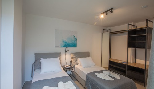 Villa, 5 habitaciones, piscina privada, vistas al jardín