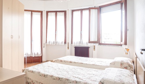Casa Deluxe