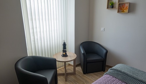 Habitación Confort con 1 cama doble o 2 individuales