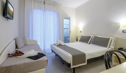 Habitación económica con 1 cama doble o 2 individuales