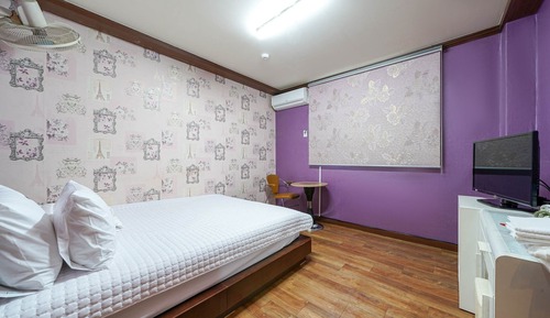 Room (Standard Room)