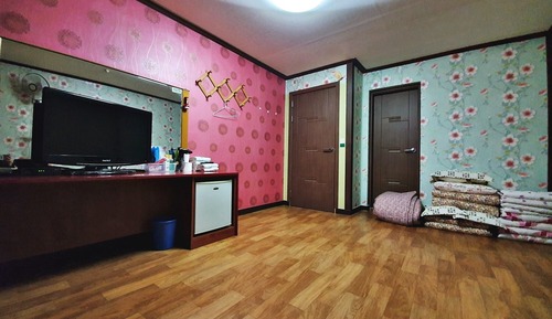 Room (Ondol Big)