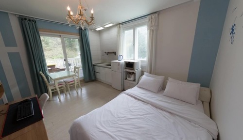 Room (Petal No 201 [Individual Terrace Beam)