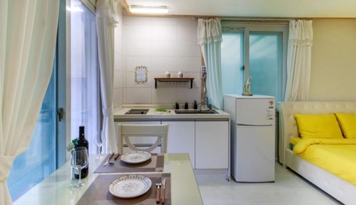 Room (No 101 Nature [Individual Terrace Net)