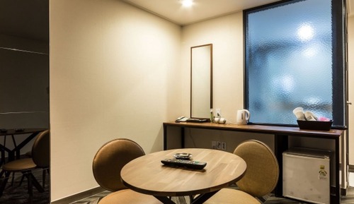 Room (Royal Deluxe)