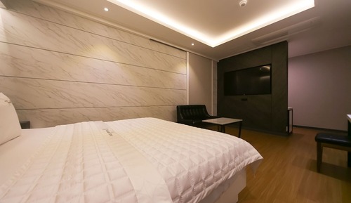Room (Special Room (Breakfast OTT) (Jetted )