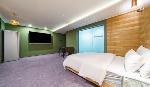 Room (VIP - Hinoki Bathtub (High Performing)