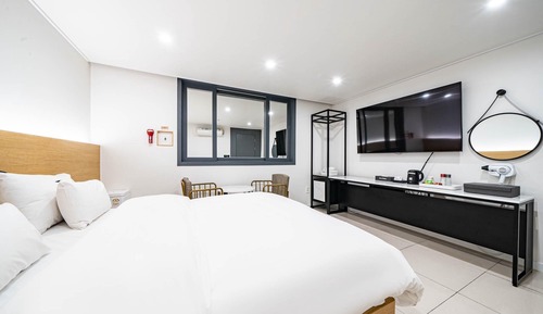 Room (Premium - Clothing purifier (non-smok)
