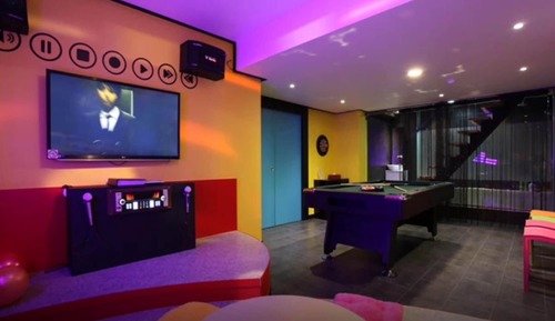 Room (VIP party suite (single room pocket b)