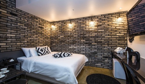Room (Deluxe (couple bathtub 2 PCs without )