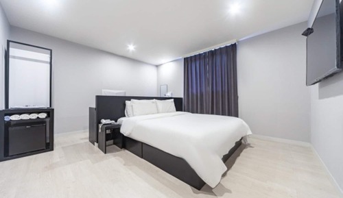 Room (Deluxe (Breakfast provided during you)